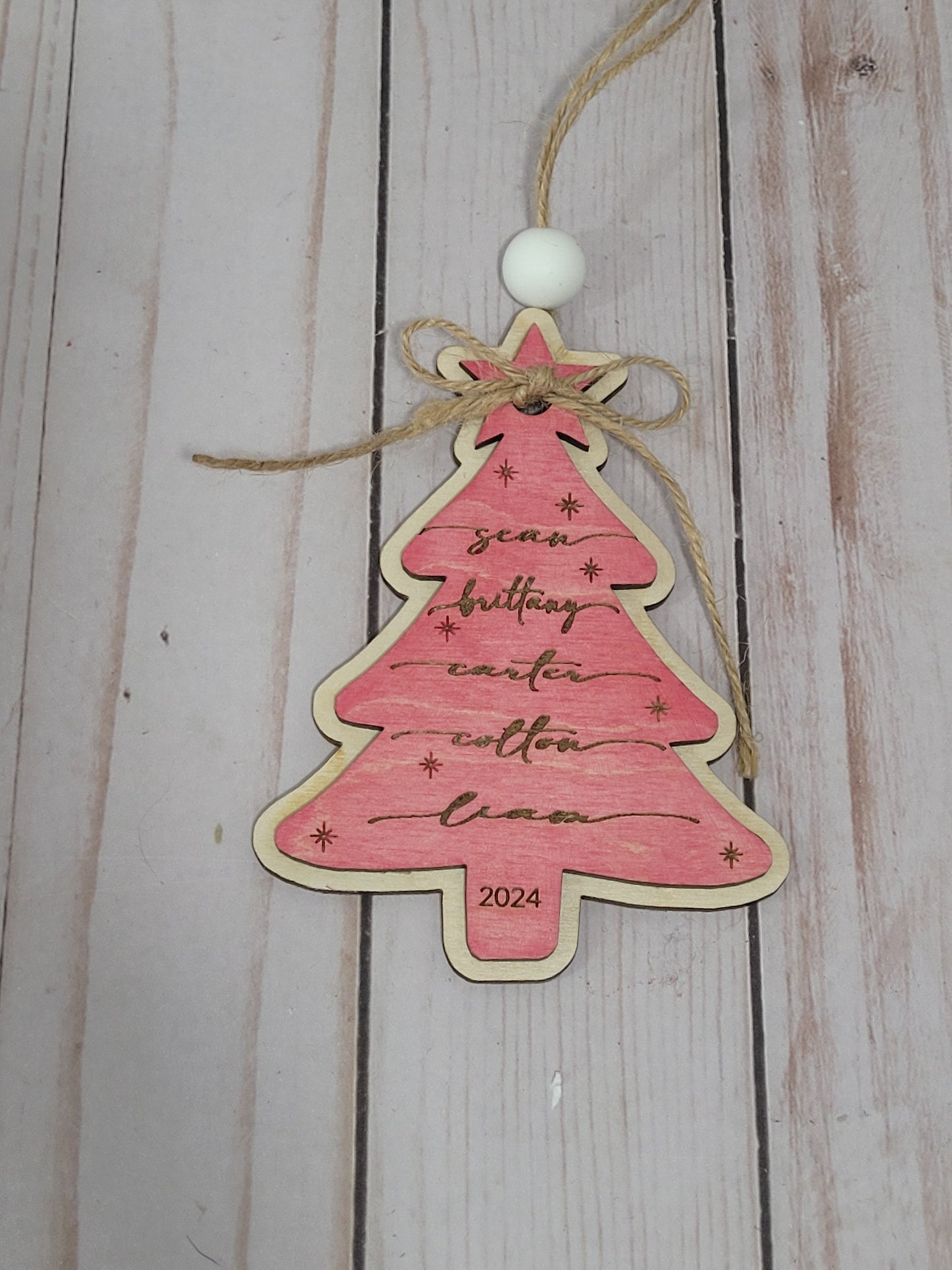 Personalized Family Name Christmas Tree Ornament – Custom Wooden Keepsake 🎄✨