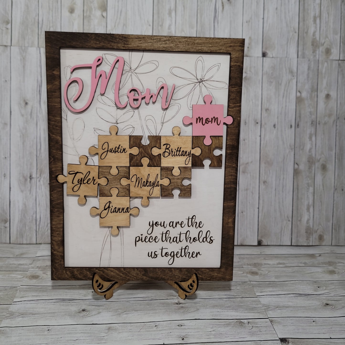 Mom Puzzle sign