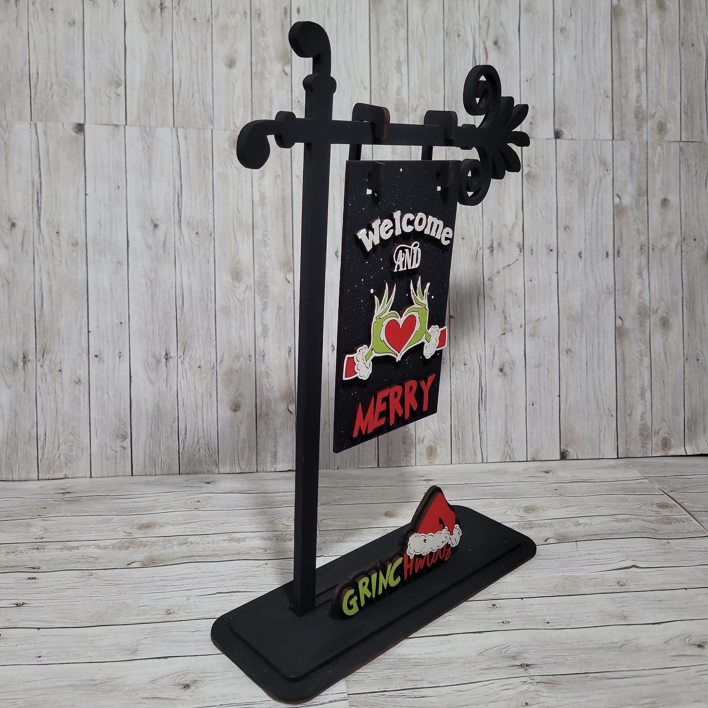 Whimsical Holiday Welcome Sign – Festive Tabletop Christmas Décor