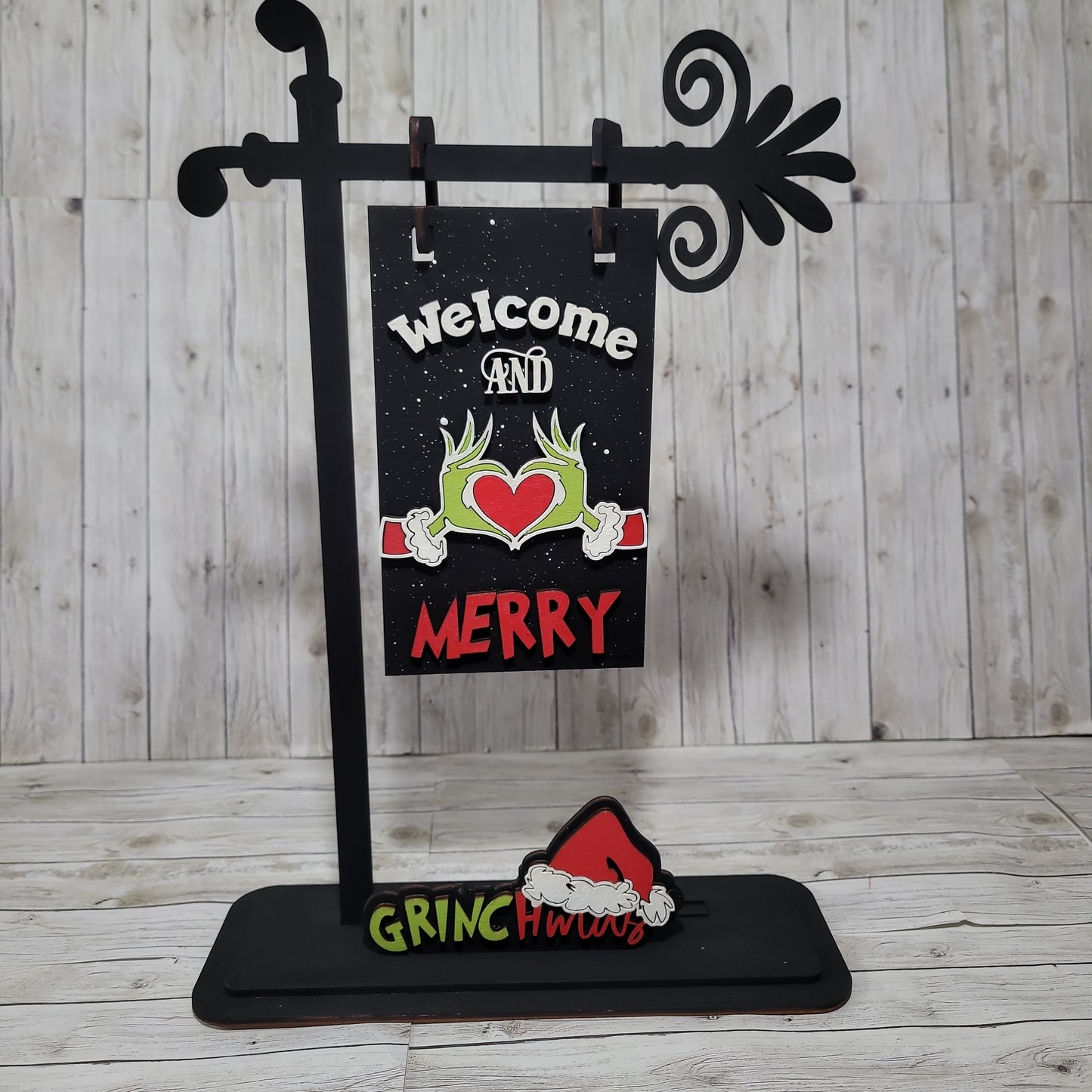 Whimsical Holiday Welcome Sign – Festive Tabletop Christmas Décor
