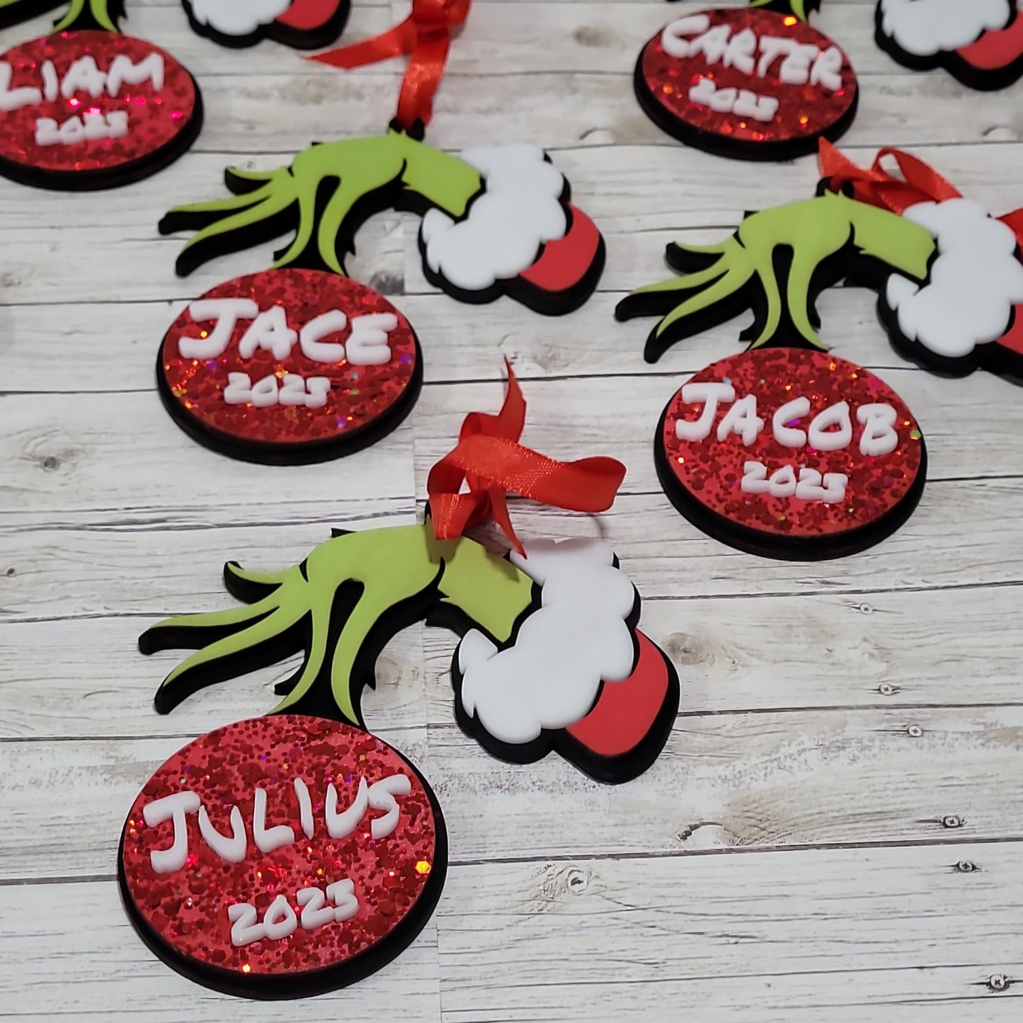 Personalized Green Hand Christmas Ornament – Custom Name Holiday Bauble