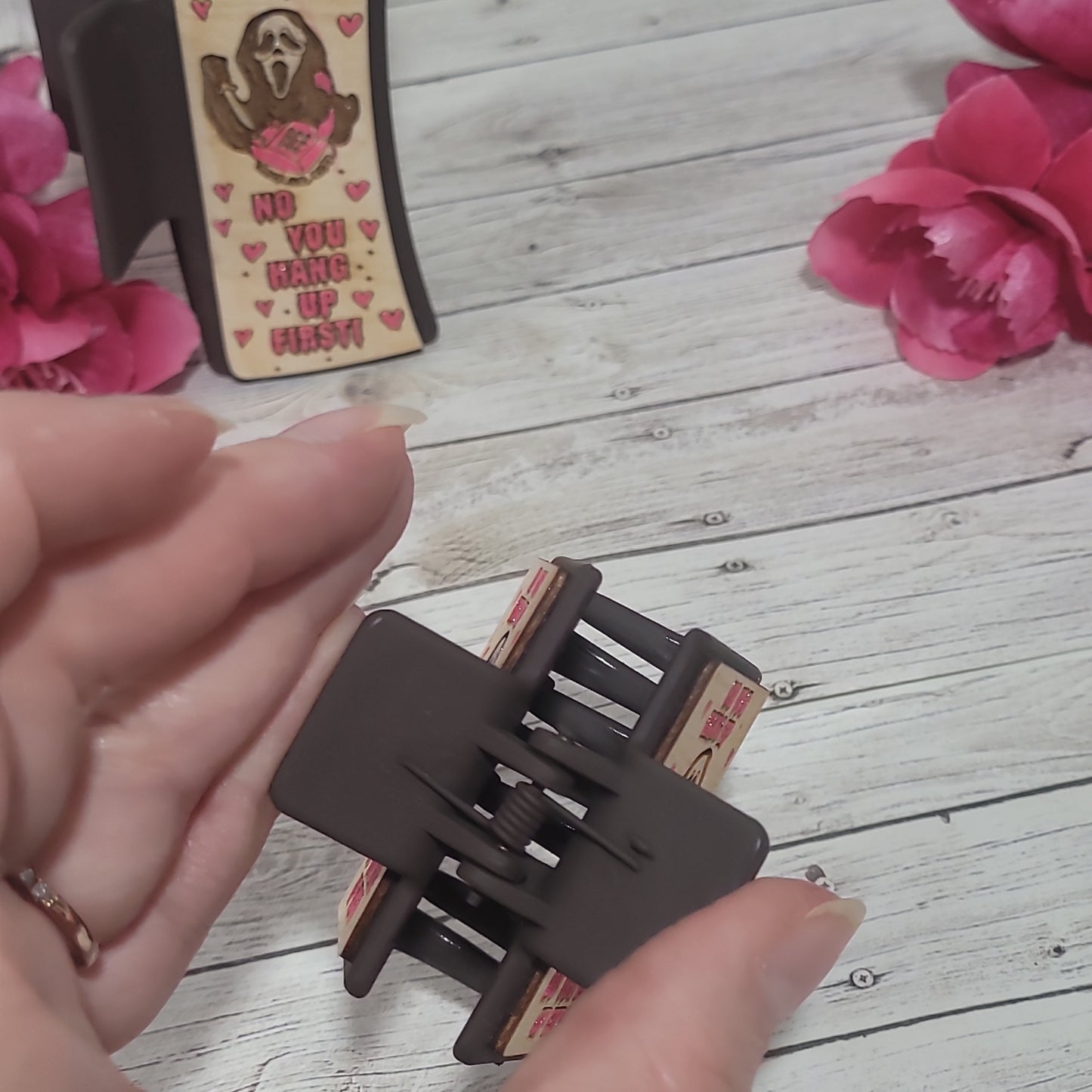 “No You Hang Up” Scream-Inspired Hair Clip – Horror Valentine Accessory