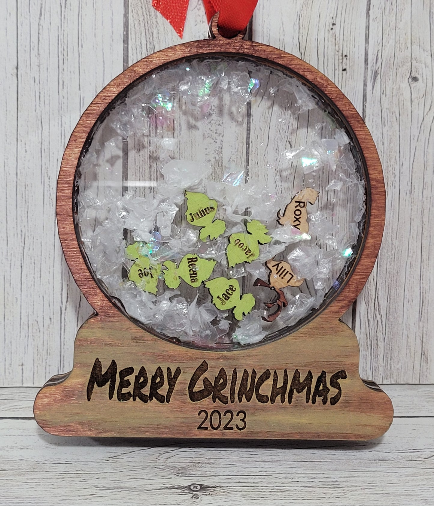 Personalized Family Snow Globe Ornament – Custom Holiday Keepsake
