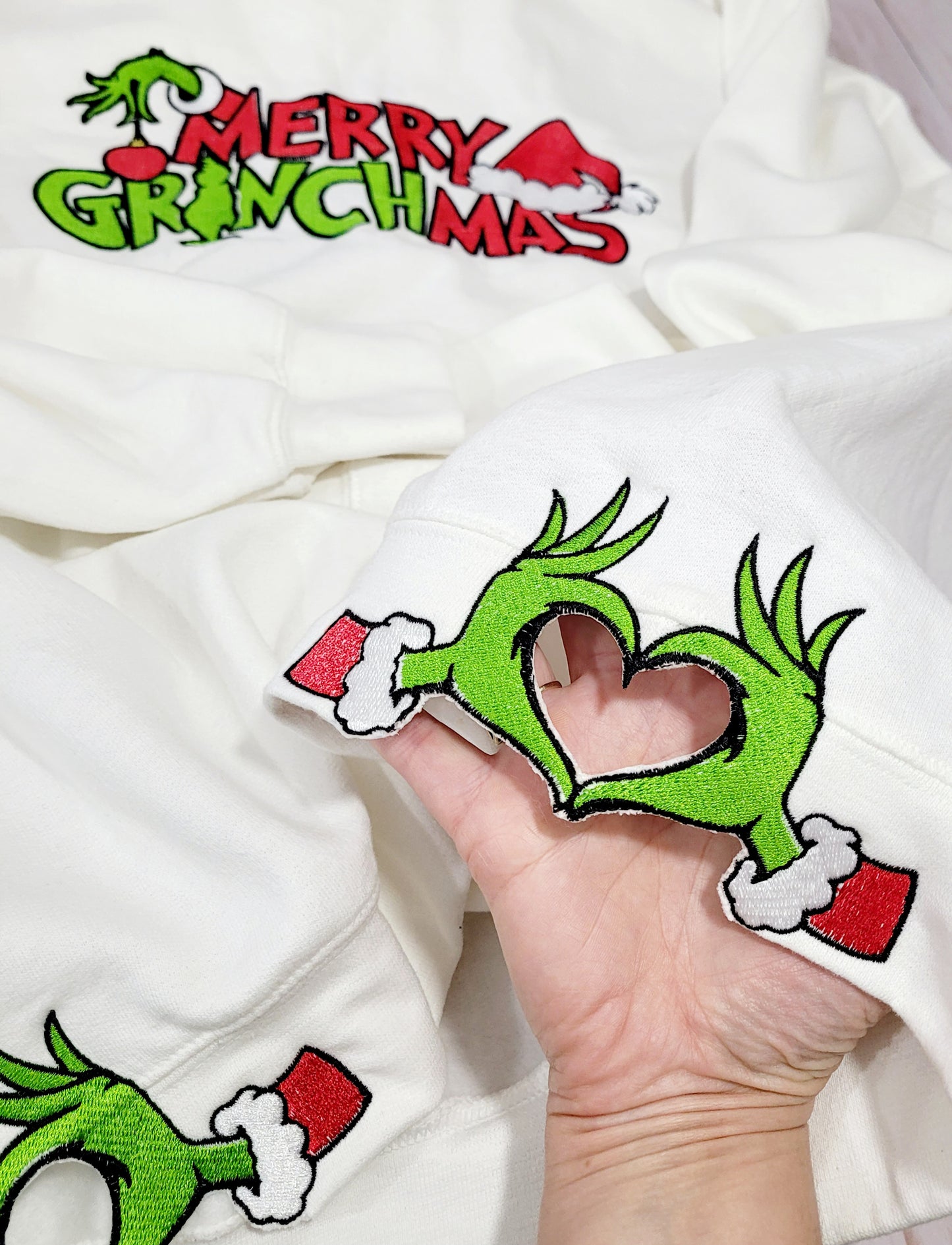 Merry Grinchmas Sweatshirt – Funny Holiday Pullover 🎄💚