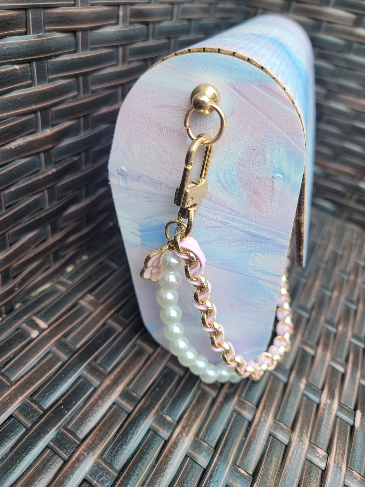 Pastel Feather Wooden Clutch Purse | Handmade Pearl Chain Crossbody Bag